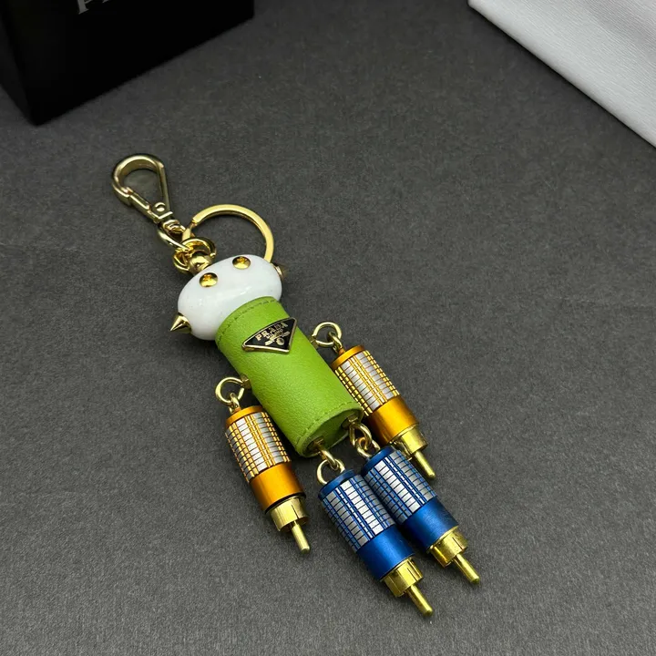 スーパーコピー バレンシアガ キーホルダー