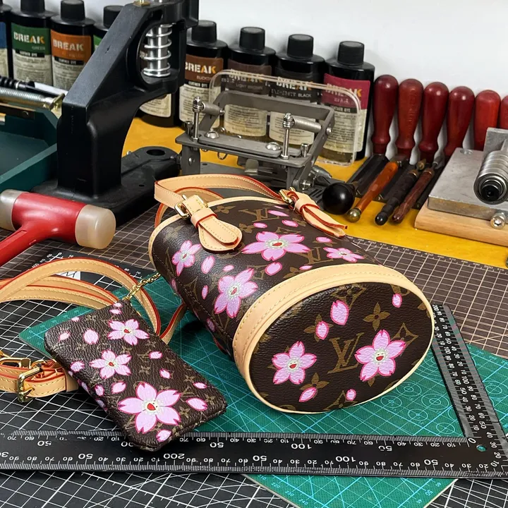 スーパーコピー ルイヴィトン キーホルダー