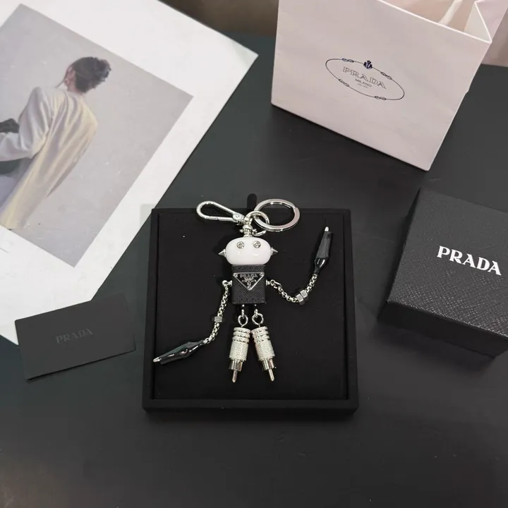 スーパーコピー プラダ キーホルダー