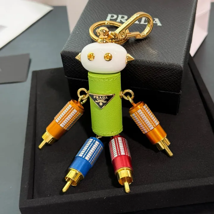 スーパーコピー プラダ キーホルダー