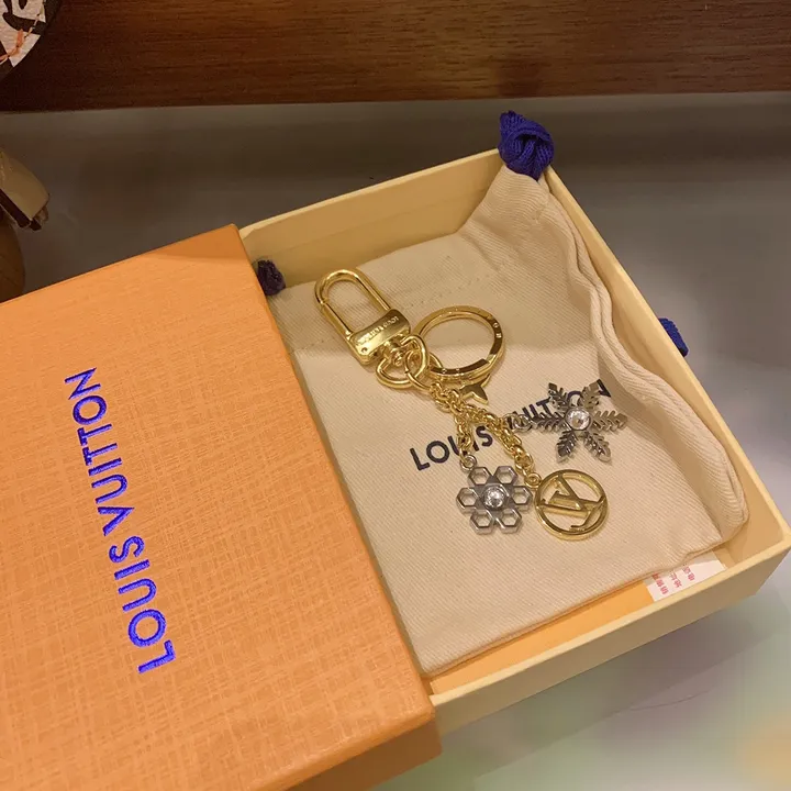 スーパーコピー ルイヴィトン キーホルダー