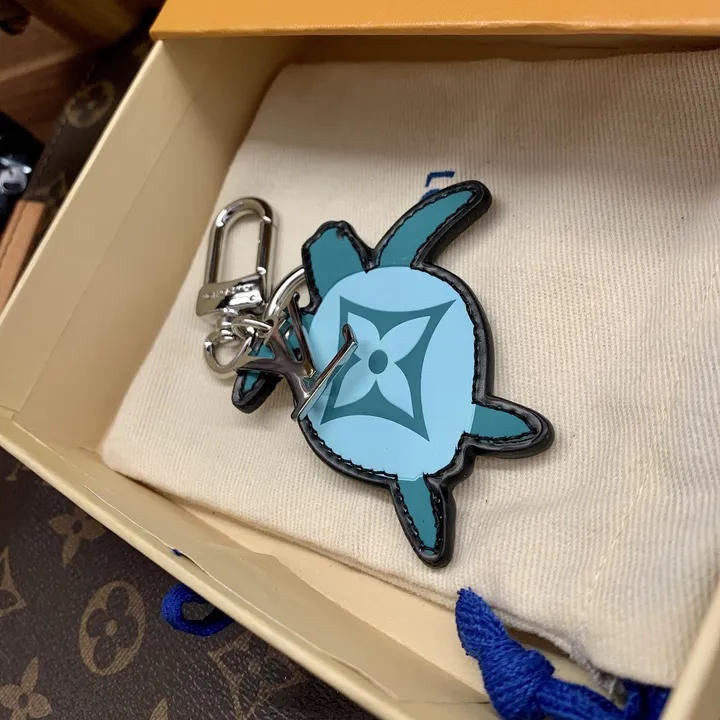 スーパーコピー ルイヴィトン キーホルダー