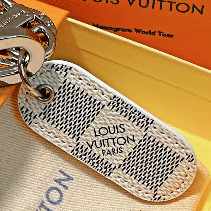 スーパーコピー ルイヴィトン キーホルダー