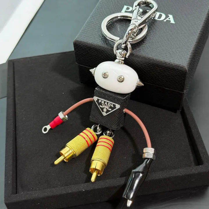 スーパーコピー プラダ キーホルダー