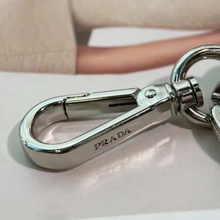 スーパーコピー プラダ キーホルダー