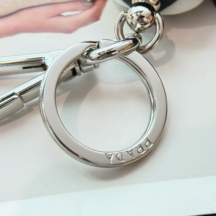 スーパーコピー プラダ キーホルダー