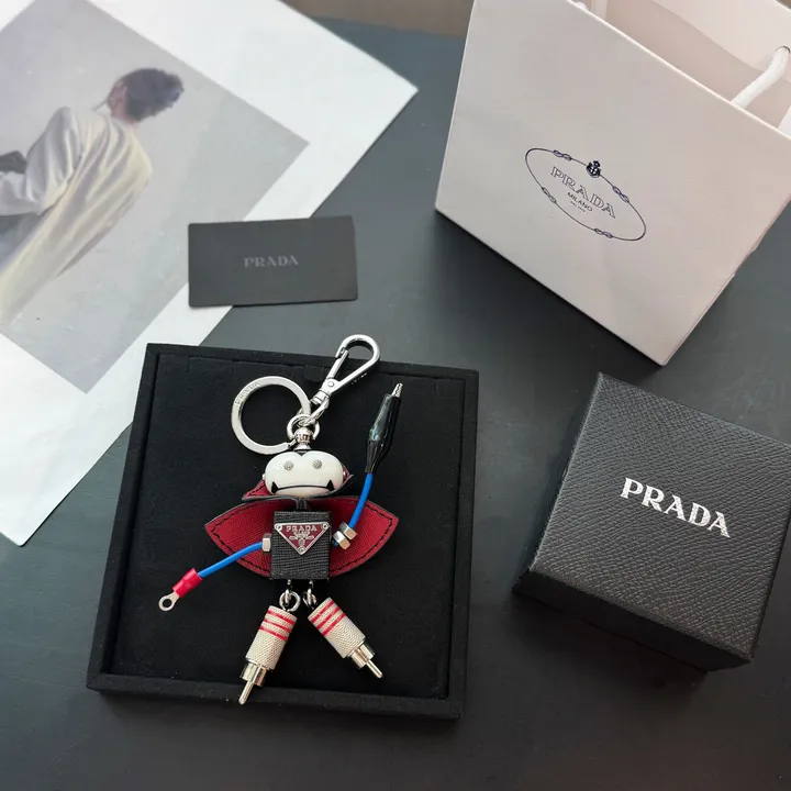スーパーコピー プラダ キーホルダー