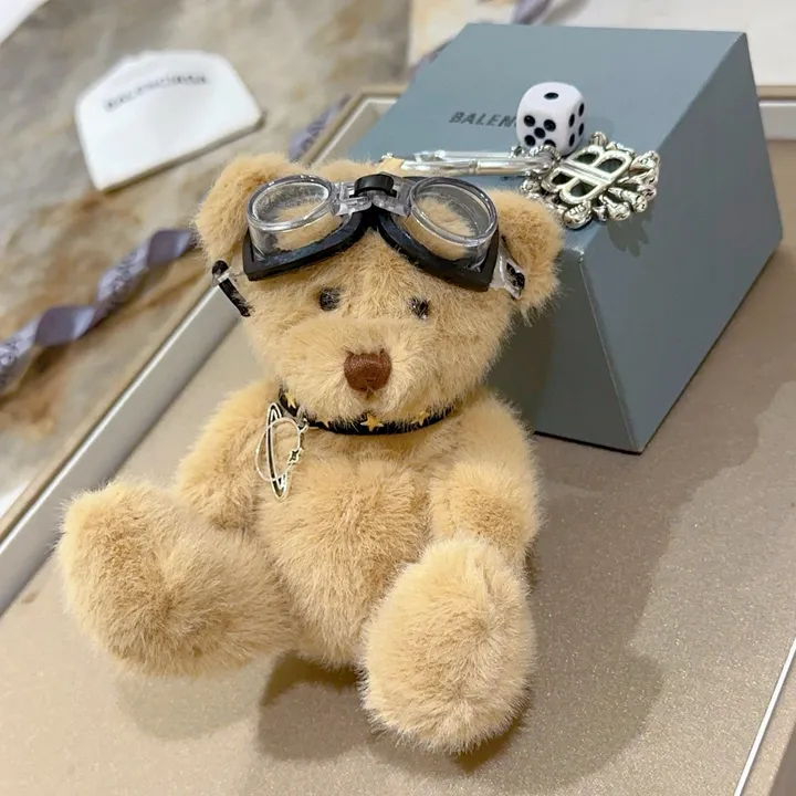 スーパーコピー バレンシアガ キーホルダー