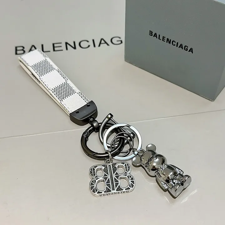 スーパーコピー バレンシアガ キーホルダー