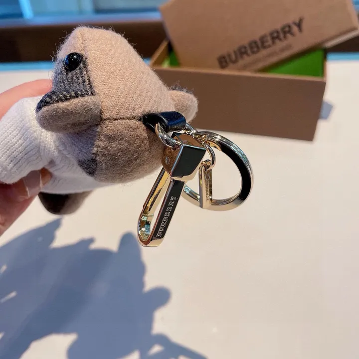 スーパーコピー プラダ キーホルダー