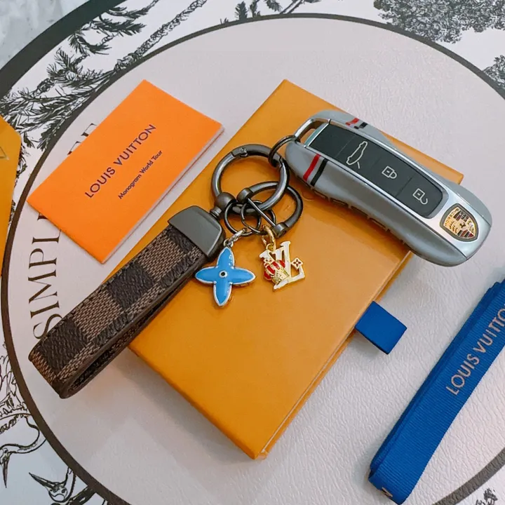 スーパーコピー ルイヴィトン キーホルダー