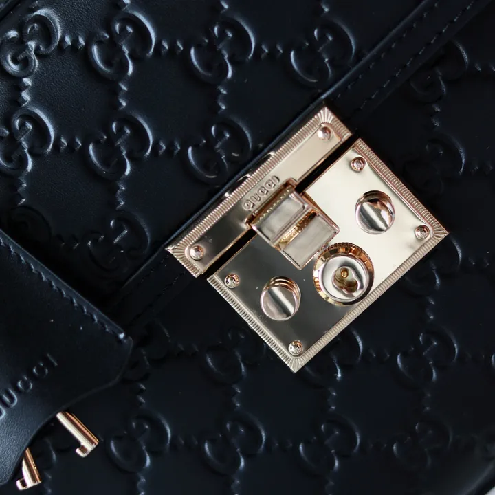 スーパーコピー ルイヴィトン キーホルダー