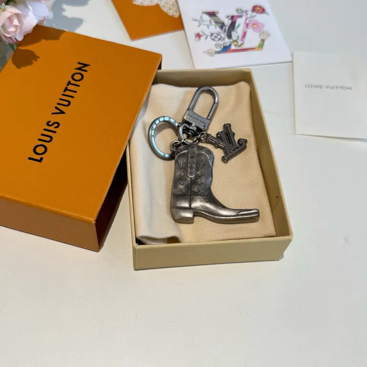スーパーコピー ルイヴィトン キーホルダー
