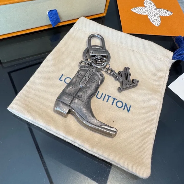 スーパーコピー ルイヴィトン キーホルダー