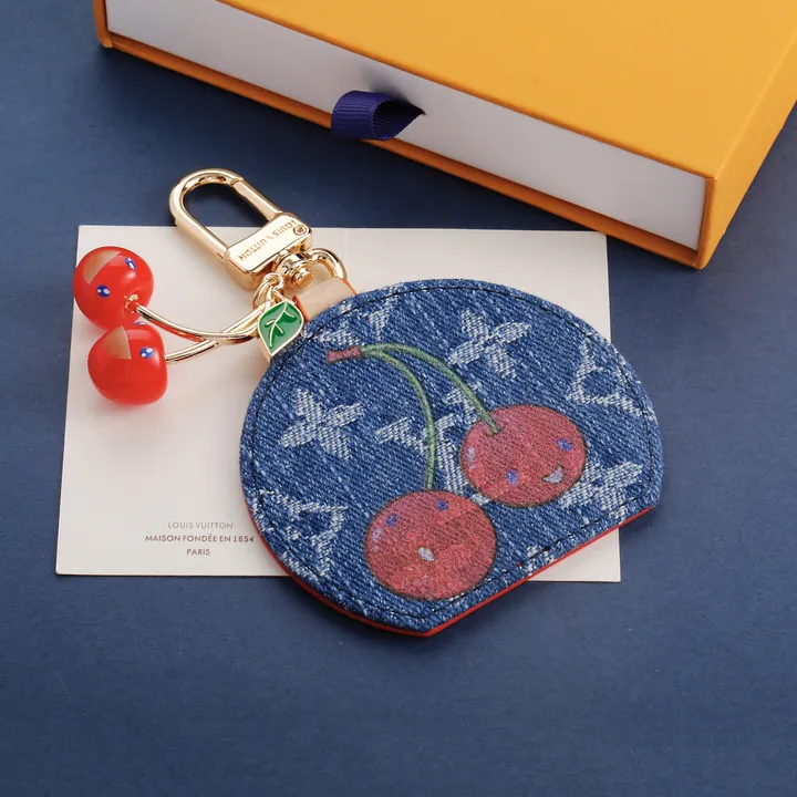 スーパーコピー ルイヴィトン キーホルダー