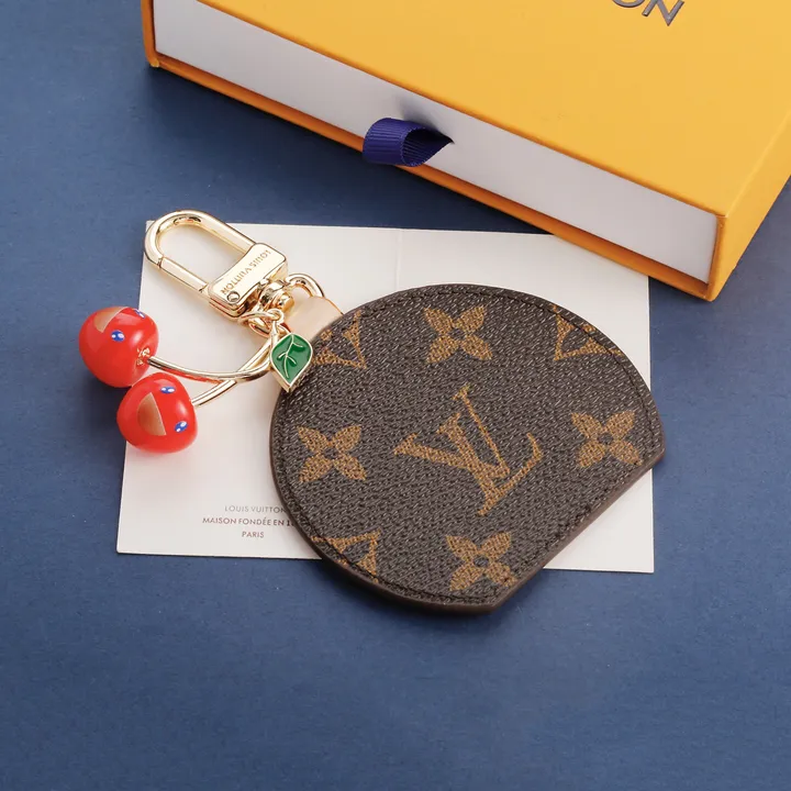 スーパーコピー ルイヴィトン キーホルダー