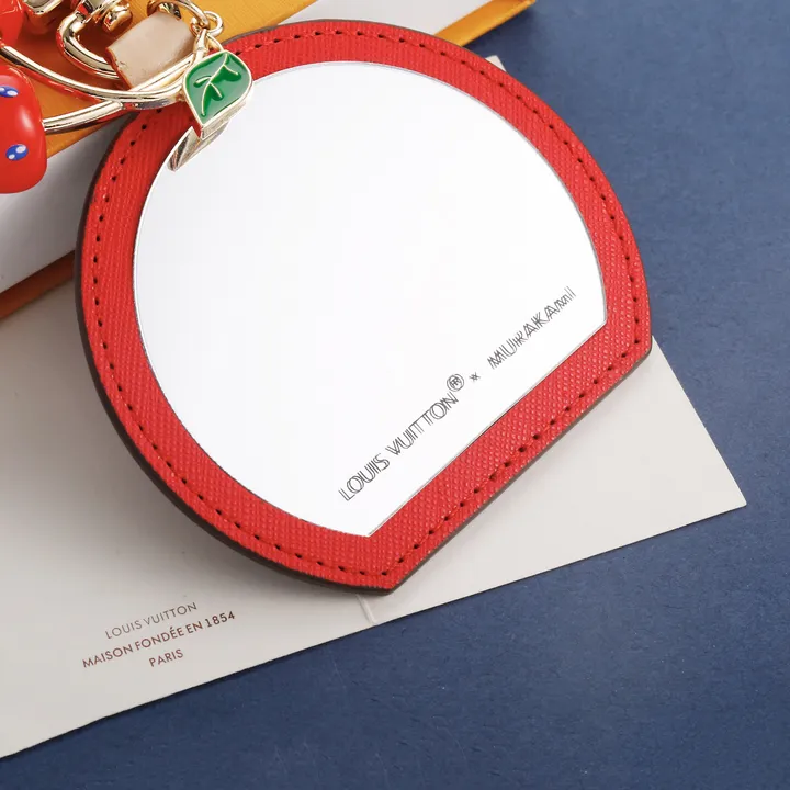 スーパーコピー ルイヴィトン キーホルダー