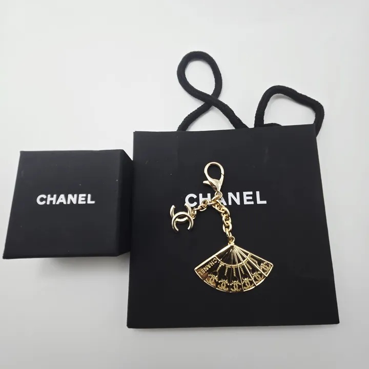 スーパーコピー シャネル キーホルダー