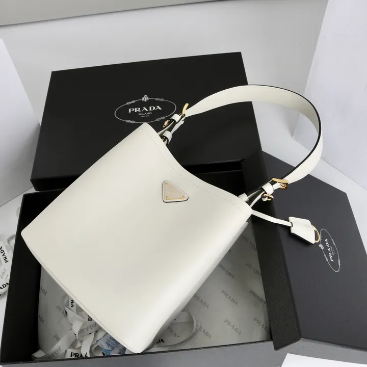 スーパーコピー グッチ キーホルダー