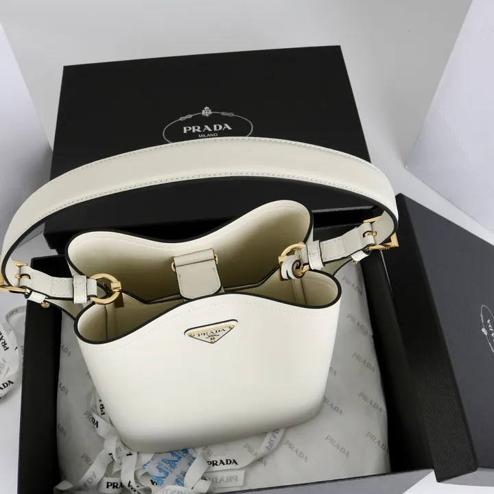 スーパーコピー グッチ キーホルダー