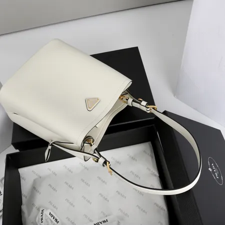 スーパーコピー グッチ キーホルダー