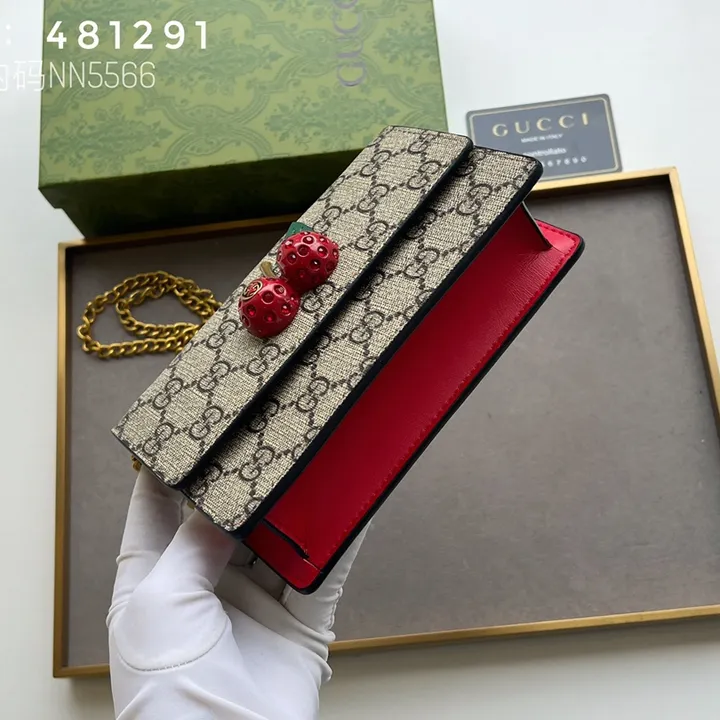 スーパーコピー グッチ キーホルダー