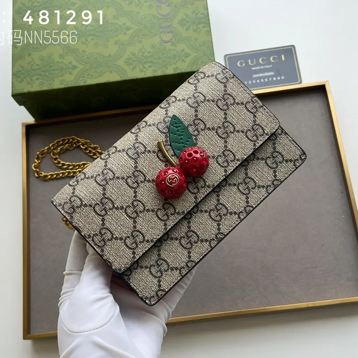 スーパーコピー グッチ キーホルダー