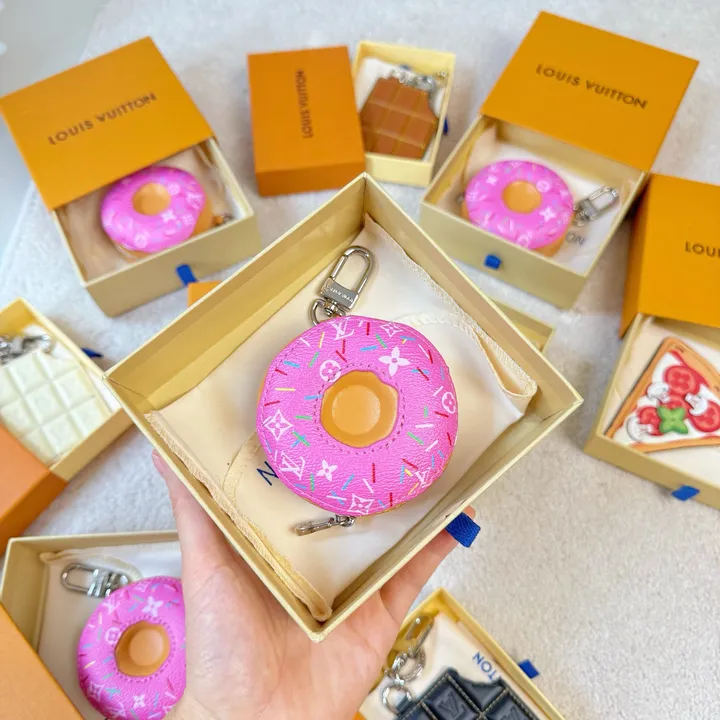 スーパーコピー ルイヴィトン キーホルダー