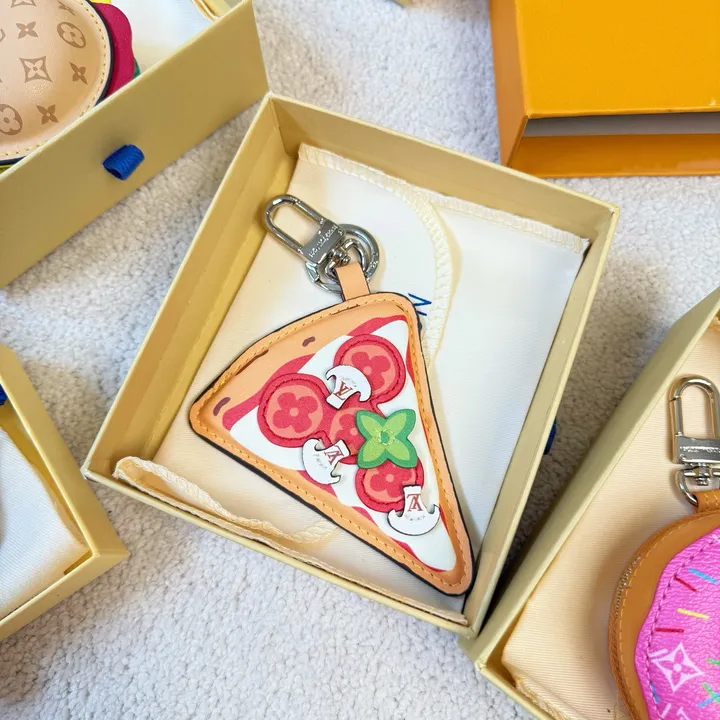 スーパーコピー ルイヴィトン キーホルダー