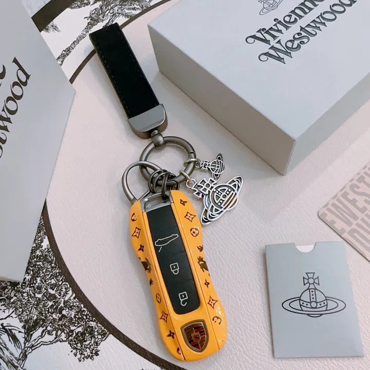 スーパーコピー クリスチャン・ルブタン キーホルダー