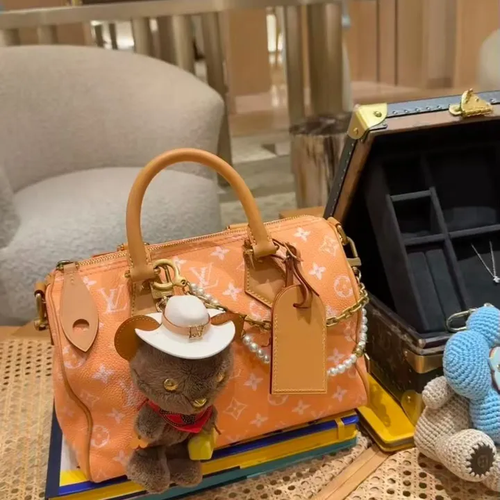 スーパーコピー ルイヴィトン キーホルダー