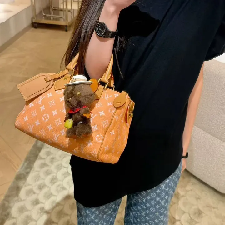 スーパーコピー ルイヴィトン キーホルダー