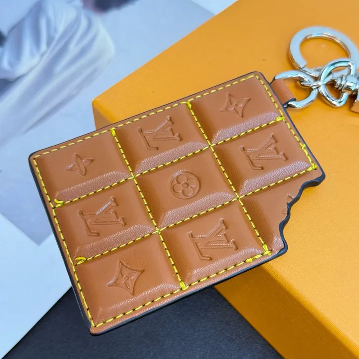 スーパーコピー ルイヴィトン キーホルダー