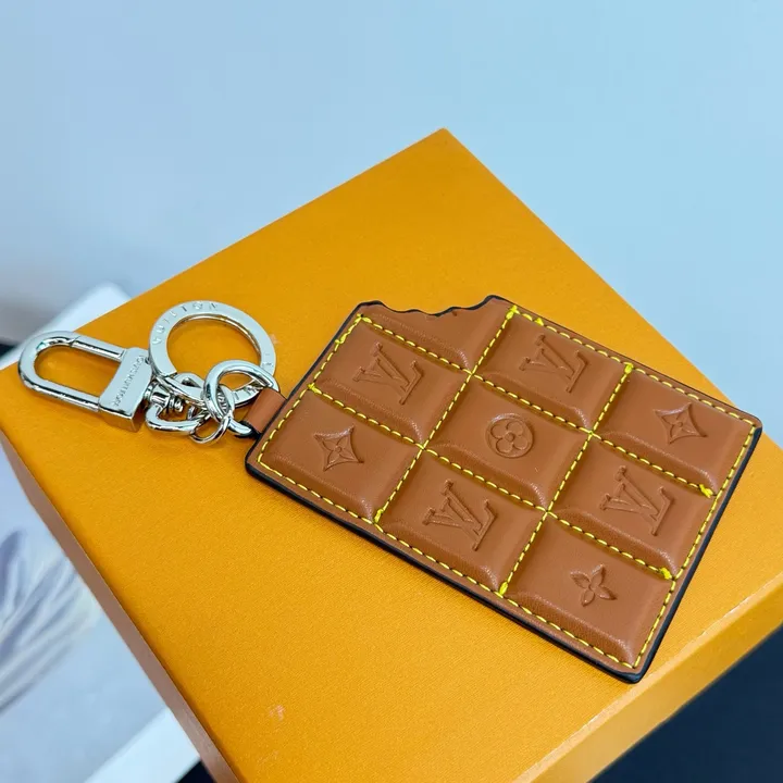 スーパーコピー ルイヴィトン キーホルダー