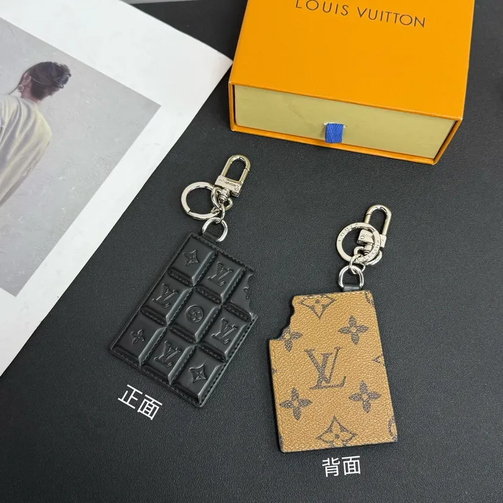 スーパーコピー ルイヴィトン キーホルダー