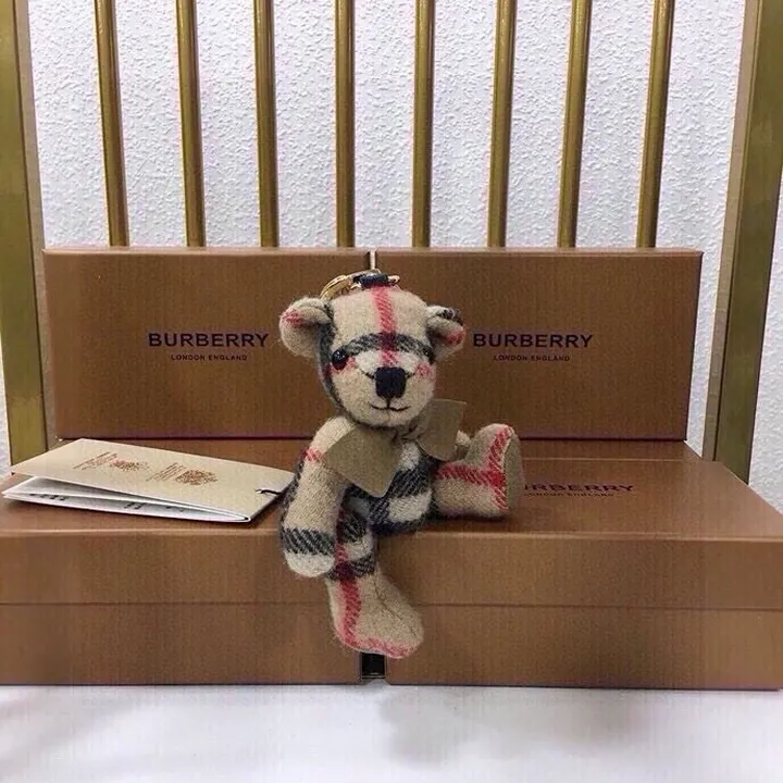 スーパーコピー プラダ キーホルダー