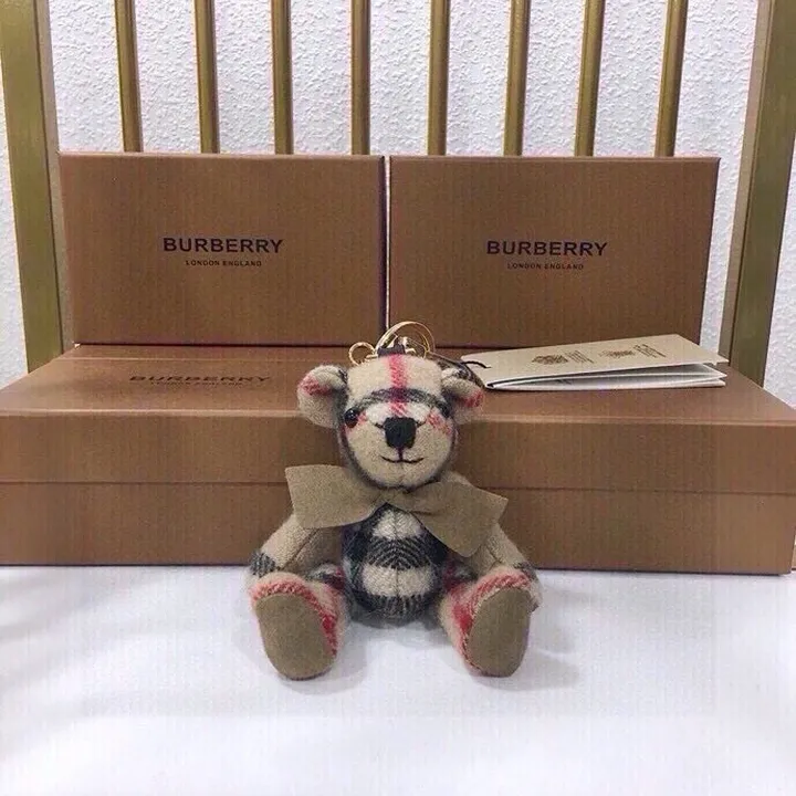 スーパーコピー プラダ キーホルダー