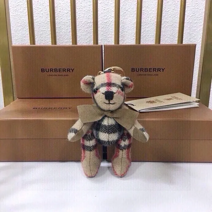 スーパーコピー プラダ キーホルダー