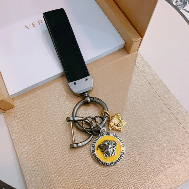 スーパーコピー プラダ キーホルダー