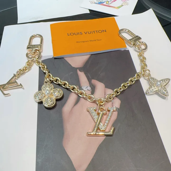 スーパーコピー ルイヴィトン キーホルダー