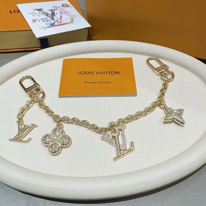 スーパーコピー ルイヴィトン キーホルダー