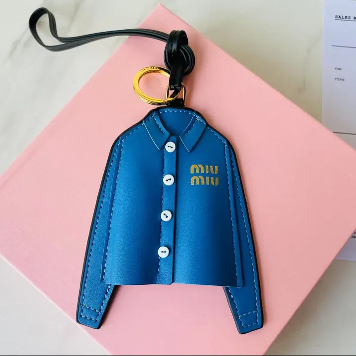 スーパーコピー ミュウミュウ キーホルダー