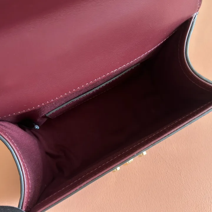 スーパーコピー グッチ キーホルダー