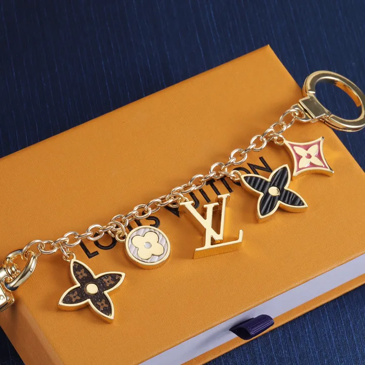 スーパーコピー ルイヴィトン キーホルダー