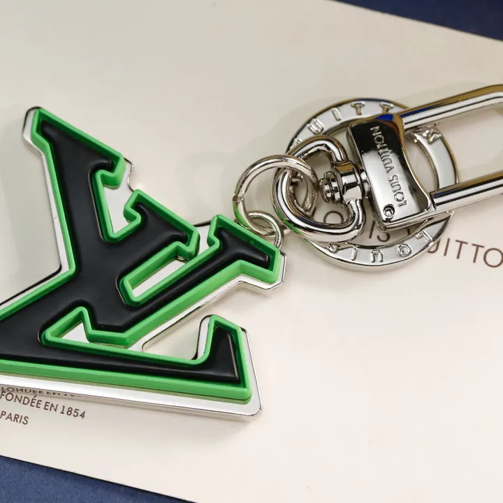 スーパーコピー ルイヴィトン キーホルダー