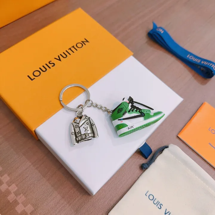 スーパーコピー ルイヴィトン キーホルダー