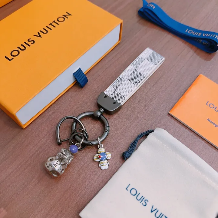 スーパーコピー ルイヴィトン キーホルダー