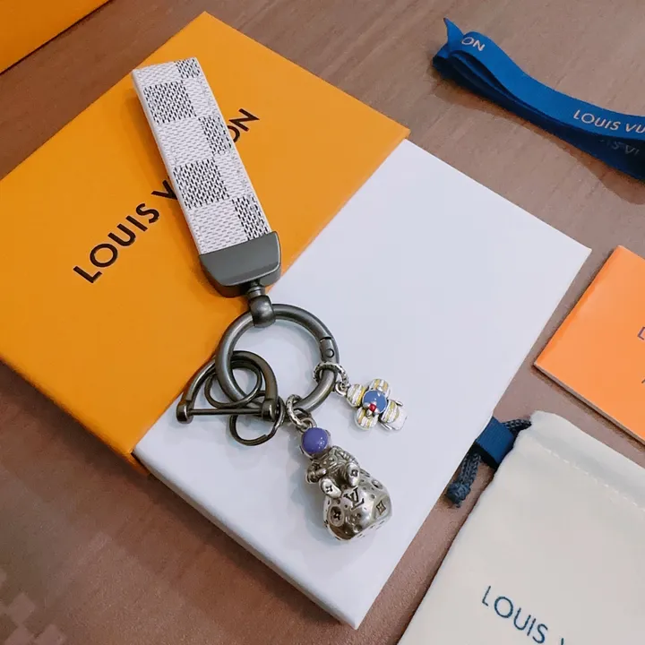 スーパーコピー ルイヴィトン キーホルダー