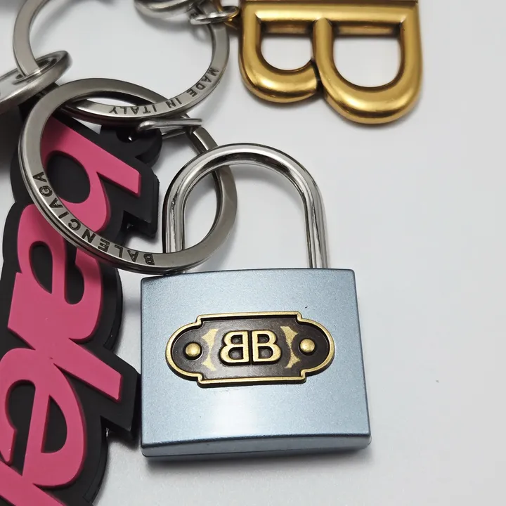 スーパーコピー ディオール キーホルダー