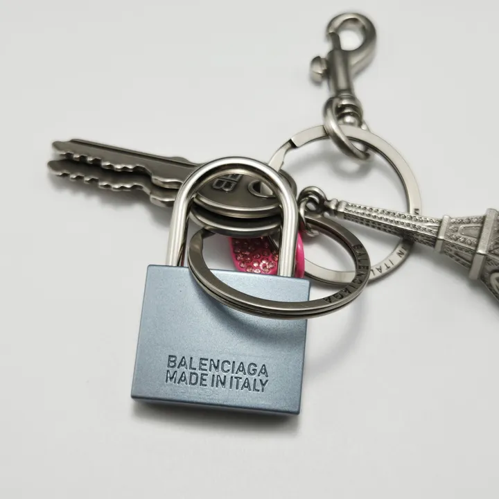 スーパーコピー ディオール キーホルダー